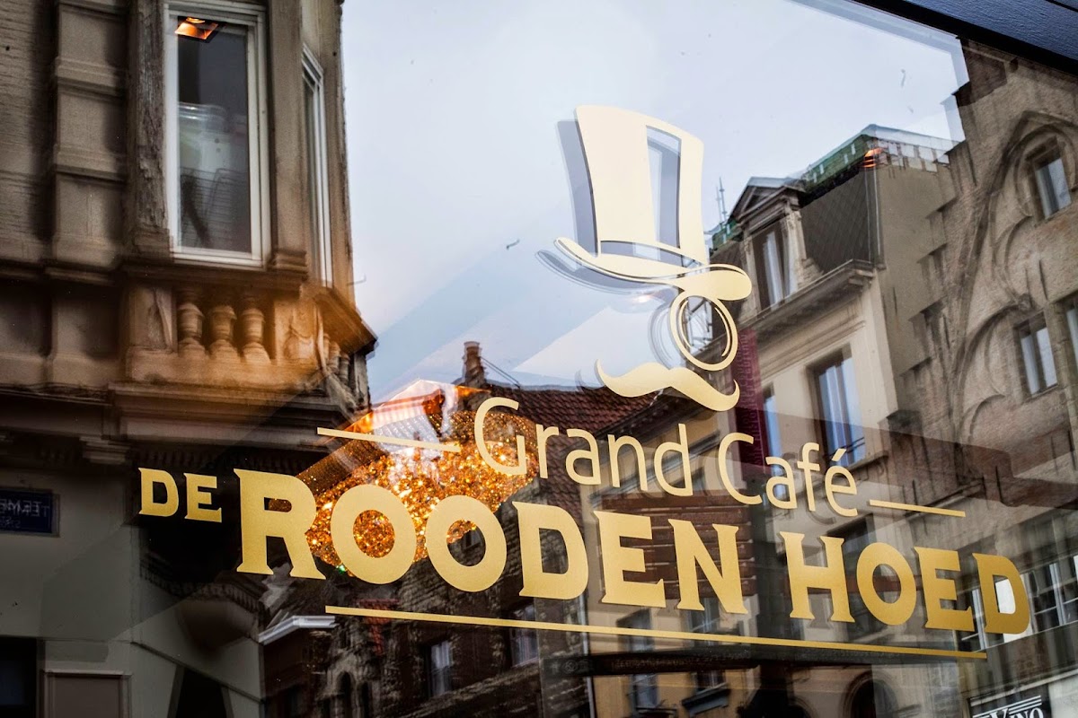 Grand Cafe De Rooden Hoed — photo 3