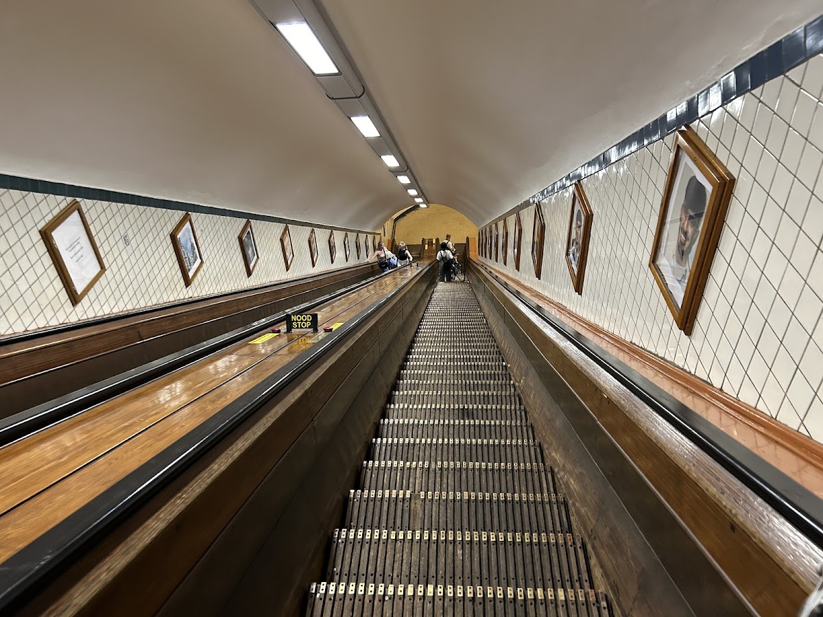 Sint-Annatunnel (Underpass), Antwerp