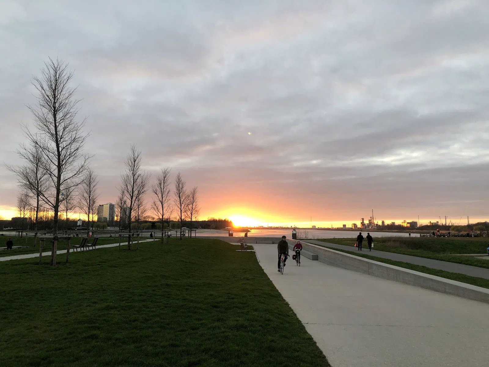 Droogdokkenpark, Antwerpen